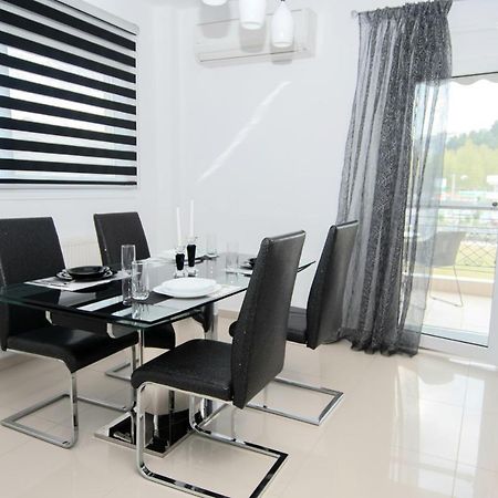 Atalandi Luxury Apartment Néa Péramos Esterno foto