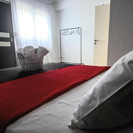 Atalandi Luxury Apartment Néa Péramos Esterno foto