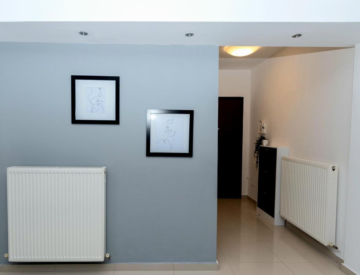 Atalandi Luxury Apartment Néa Péramos Esterno foto