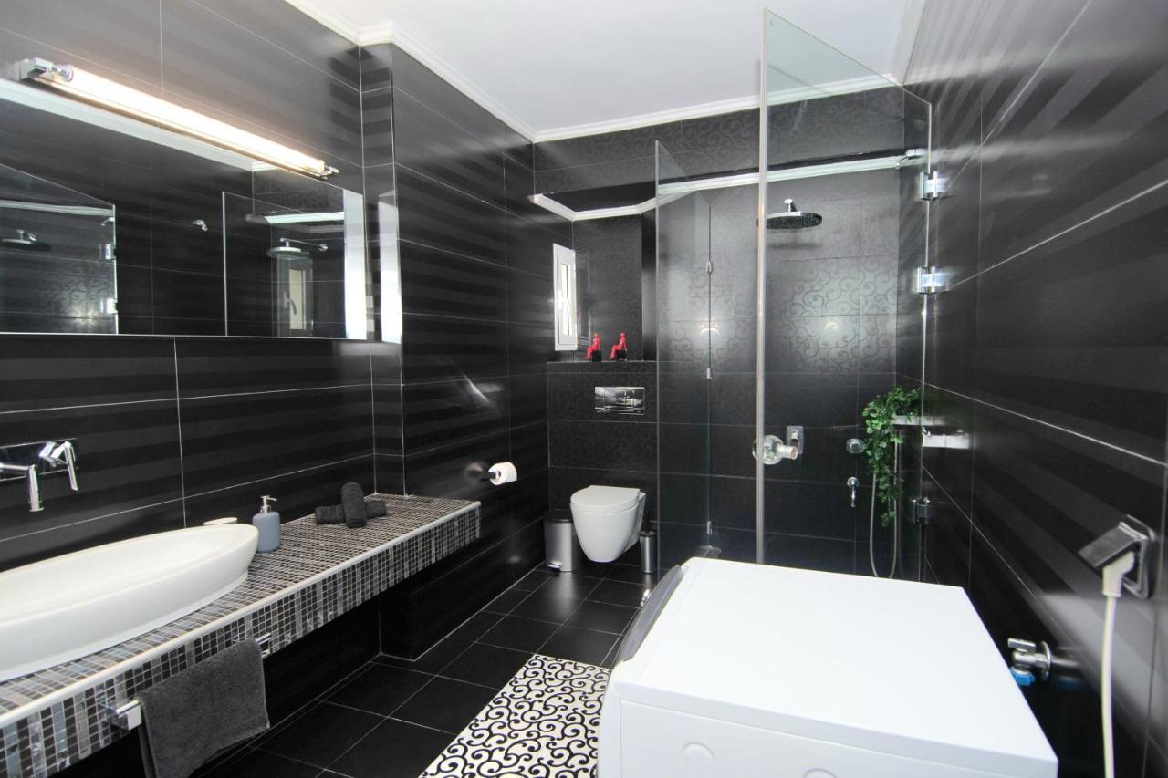 Atalandi Luxury Apartment Néa Péramos Esterno foto